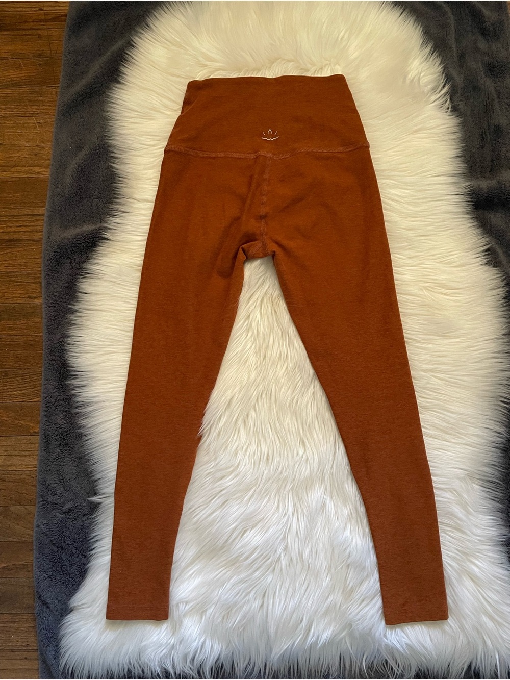 Beyond Yoga Rust Brown High-Waist Leggings & Crop Tank Set - Picture 7 of 13